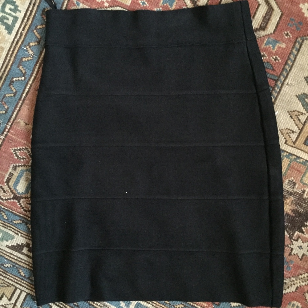 BCBG tight mini skirt